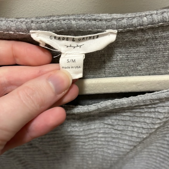 Grade & Gather Oversized Ribbed Blouse - Picture 3 of 3